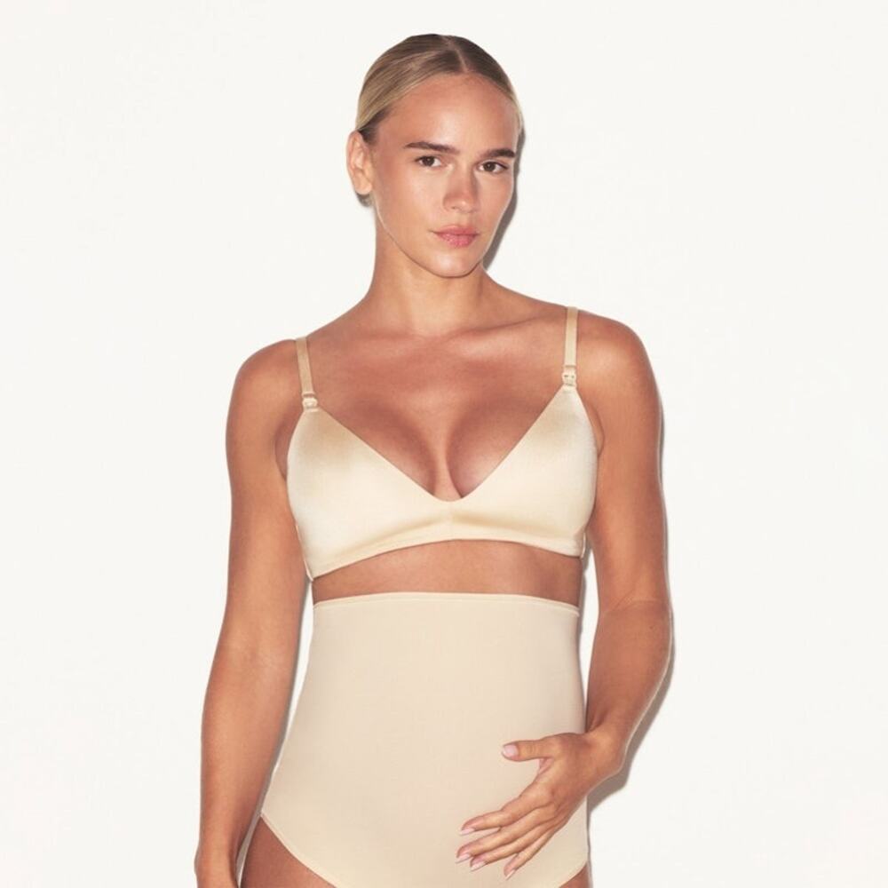 SKIMS WIRELESS FORM Maternity Nursing Bra - Sand Size 40C NWT #1789